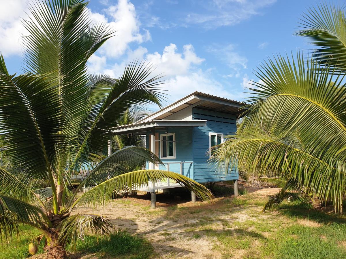 Hotel Baan Suan Coconut Ko Yao Noi Exterior foto